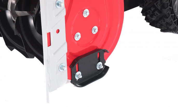 Снегоуборщик бензин. Интерскол СМБ-56/7Ф 5.2кВт 7л.с. 780.0.1.70