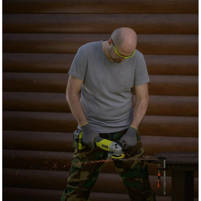 Аккумуляторная угловая шлифмашина Ryobi ONE+ R18AG-0 5133001903