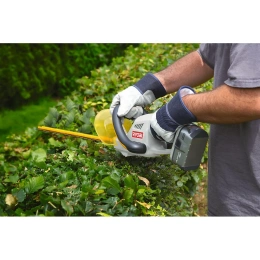 Аккумуляторный кусторез Ryobi ONE+ OHT1845 5133003654