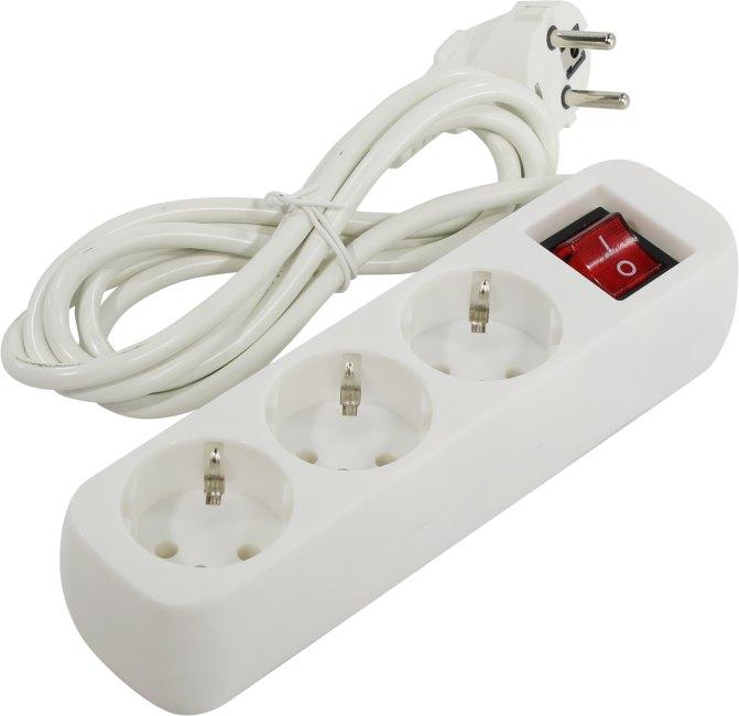 Сетевой удлинитель Defender S318, 1.8м, белый [99233]