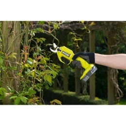 Аккумуляторный секатор Ryobi ONE+ RY18SCA-0 5133005024