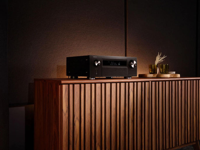 AV-ресивер Denon AVC-X6800H,  черный