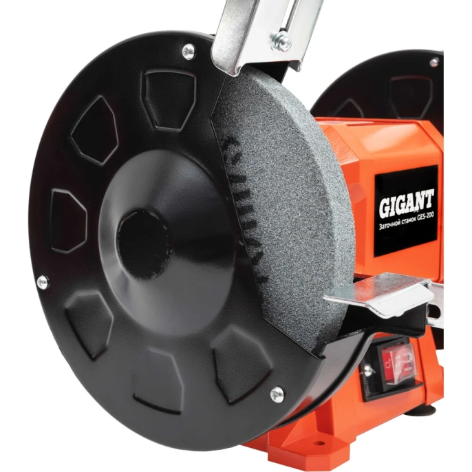 Заточной станок Gigant D-200мм GES-200