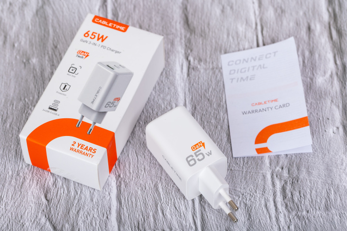 Зарядное устройство CABLETIME GA65W CT-GAN65A-PW GaN PD3.0 2C1A 65 Вт, белый