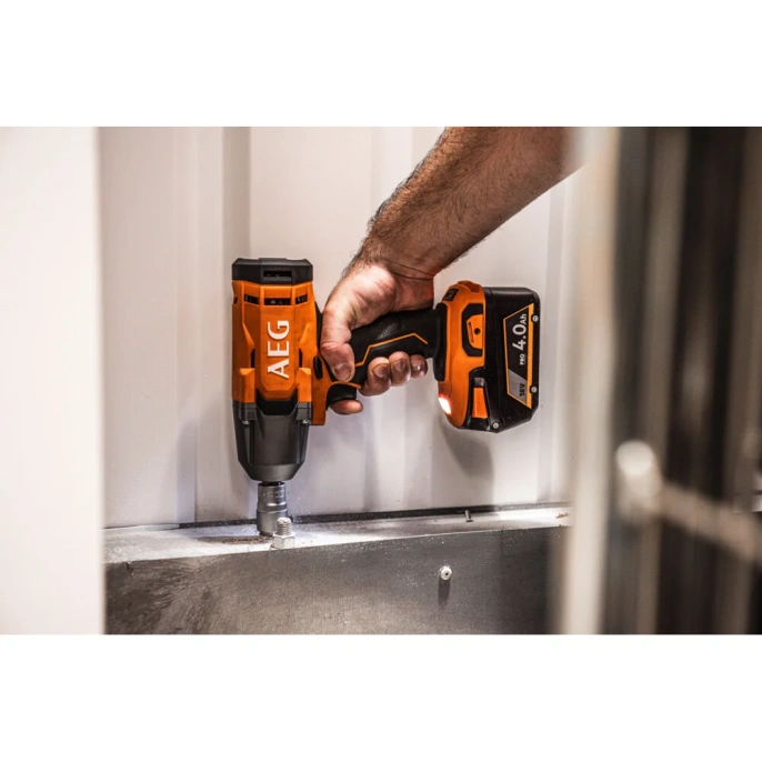 Ударный гайковерт AEG 18В BSS18C12ZC-402C 4935493428
