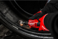 Аккумуляторная прямая шлифмашина для обработки шин Milwaukee M12FTB-0 FUEL 4933472215