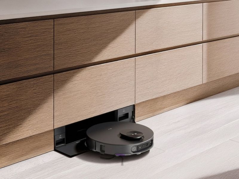 LG представила RONi — первый робот-пылесос с паровой дезинфекцией полов