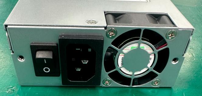 Серверный блок питания Server power supply Qdion Model PSR1-0600-C P/N:7300600PSR0002 1U Single Server Power 600W Efficiency 90+, Cable connector: C14 [U1A-C20600-D/99SAC20600I1170112]