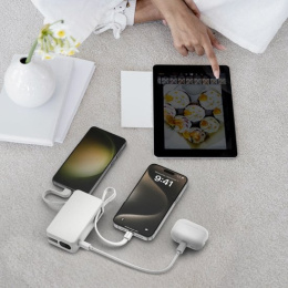 Внешний аккумулятор Momax IP138 1-Power Vital+ 10000mAh Белый IP138W вход USB-C: PD 30 Вт, выходной кабель USB-C1: 30 Вт, выходной кабель USB-C2: 15 Вт, совместимость