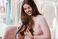 Расческа-выпрямитель Philips BHH885/00, черный и фиолетовый