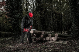 Аккумуляторная цепная пила Milwaukee M18 FCHSC-121 FUEL 4933471442