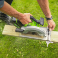Циркулярная пила дисковая Greenworks GD24CS ручная D диска.:185мм 1500907CUB