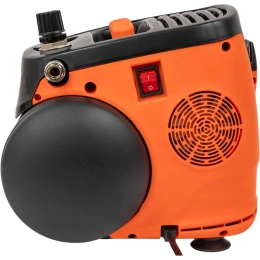 Безмасляный малошумный компрессор Gigant GSWK-6/180