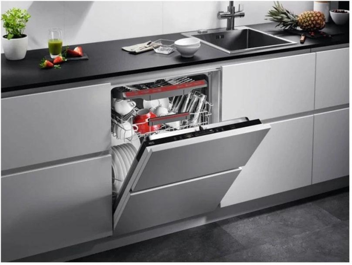 Встраиваемая посудомоечная машина AEG FSB53907Z, полноразмерная, ширина 59.6см, полновстраиваемая, загрузка 14 комплектов