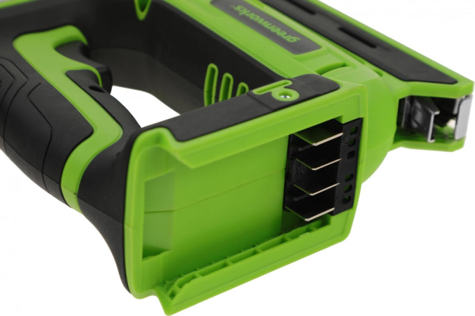 Степлер ручной Greenworks G24CS10 скобы 4/55/90/18GA 3400107