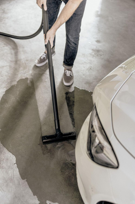 Строительный пылесос Karcher WD 3 S V-19/4/20 (YSY) 1000Вт (уборка: сухая/влажная/выдув/сбор воды) желтый