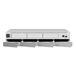 UBIQUITI UNVR-PRO Сетевой видеорегистратор для камер Ubiquiti, 7 отсеков 2,5" / 3,5"