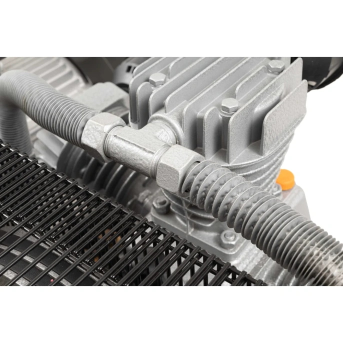 Ременной компрессор Inforce (270 л; 10 бар; 950 л/мин; влагоотделитель) IBCW-270L-3P/950