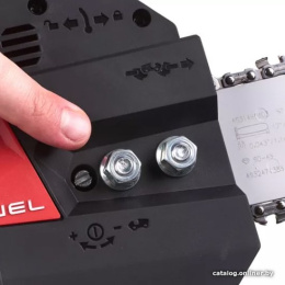 Цепная пила Milwaukee M18 FCHSC-0 FUEL (4933471441) (аккумуляторная, 18 В, бесщеточный двигатель, длина шины: 30 см, скорость цепи: 12.4 м/с, шаг цепи: 3/8")