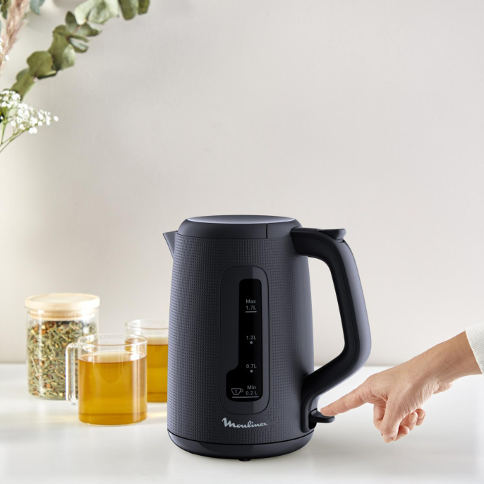 Чайник электрический Moulinex Morning BY2M0810 1.7л. 2400Вт черный корпус: пластик (7211419022)