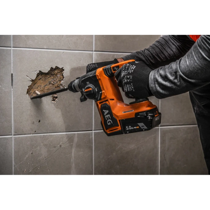 Бесщеточный перфоратор AEG BBH18BL2-502C SDS+, 18В 4935492343