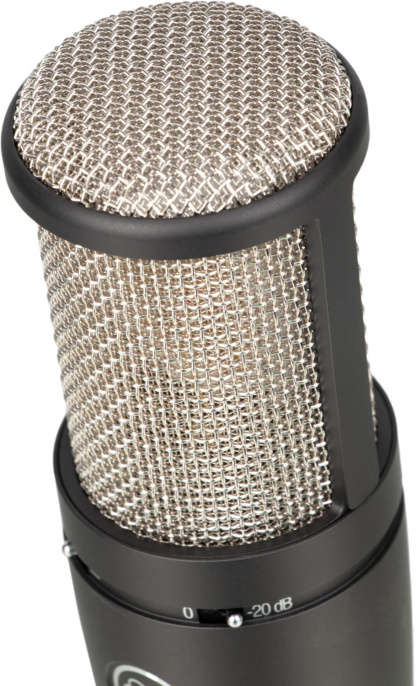 Микрофон проводной AKG P220 черный