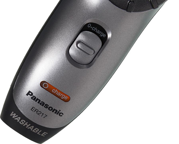 Машинка для стрижки Panasonic ER217S520 серебристый насадок в компл:1шт