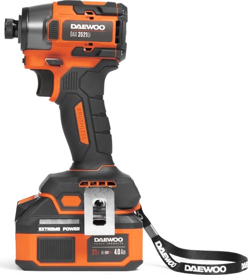 Винтоверт ударный аккумуляторный DAEWOO DAX 3521Li SET