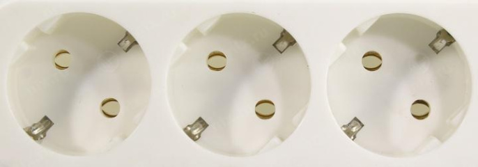 Сетевой удлинитель Defender E318, 1.8м, белый [99221]