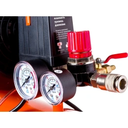 Компрессор (50 л; 8 бар; 400 л/мин) Gigant V2200/50