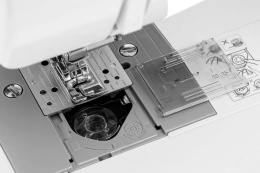 Швейная машина Brother RL425, белый